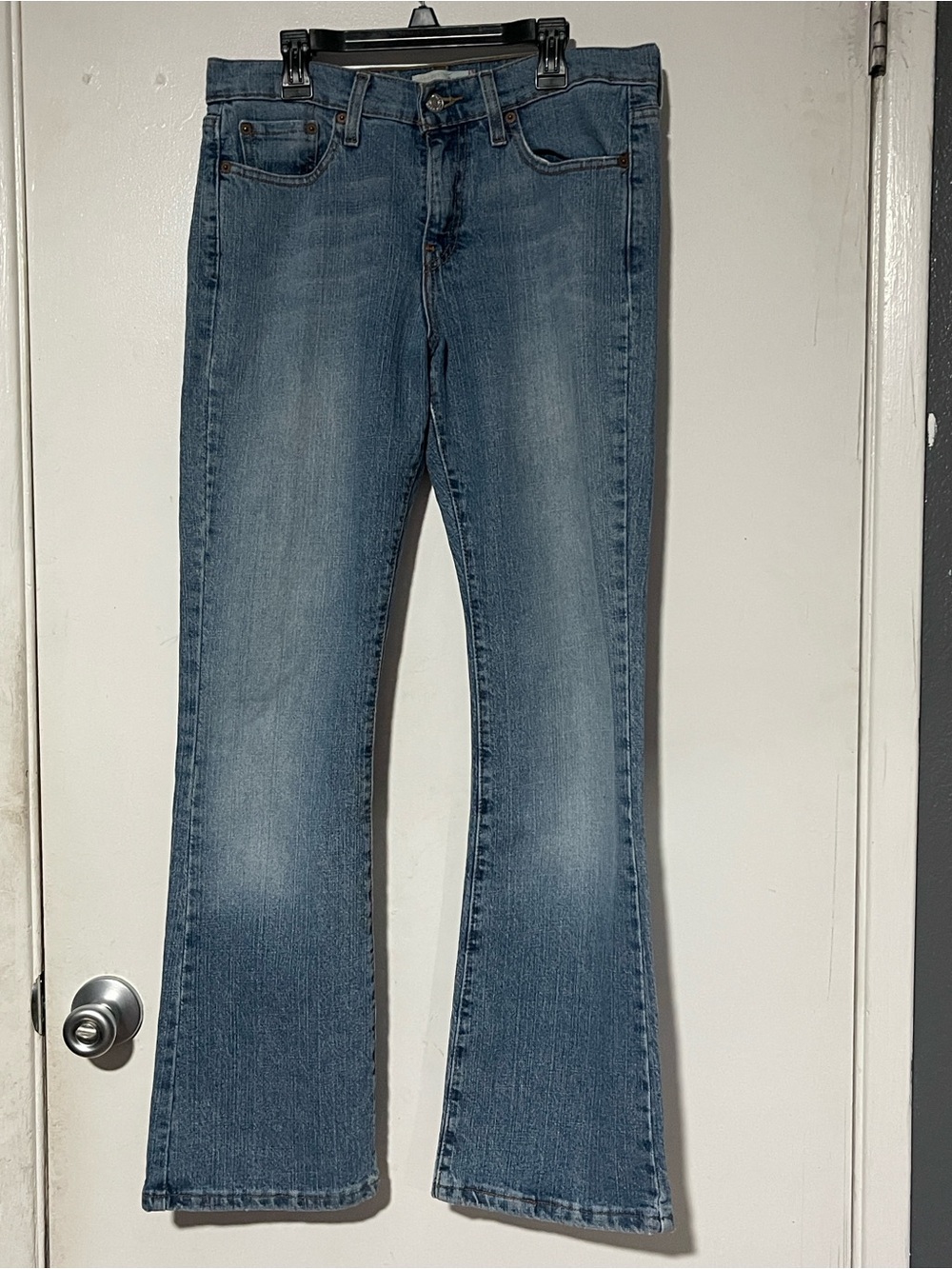 Vintage Y2K Levi’s 515 Bootcut Jeans - Medium Wash - Size 6M